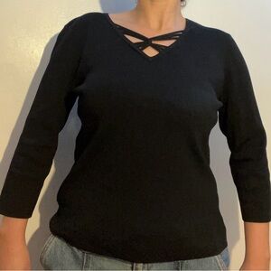 Cable & Gauge Black V-Neck Sweater